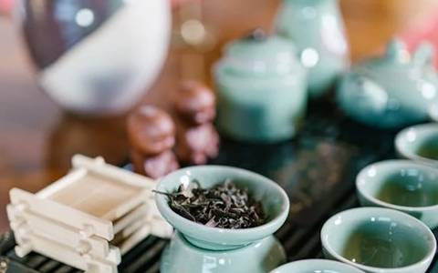 构卓企服-致力于帮助企业获得有价值和有竞争力的域名。